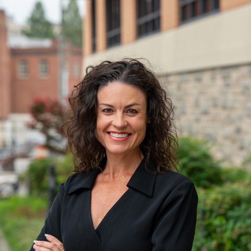 Headshot of Jennifer Riley